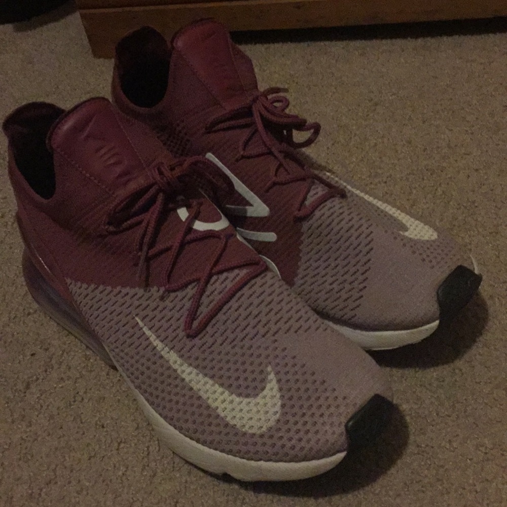 Nike Airmax 270 men’s 11.5